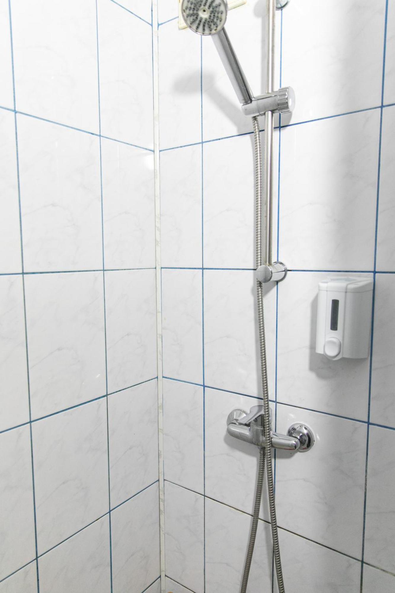 בוקרשט Color Studio Blv Elisabeta 23 מראה חיצוני תמונה